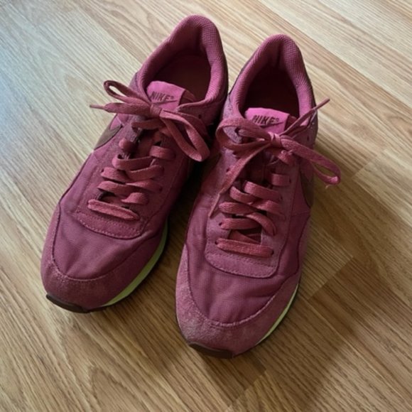 Nike Wmns Air Pegasus GX Rouge Red Volt Running 324853-621 SZ 9 - Picture 1 of 7